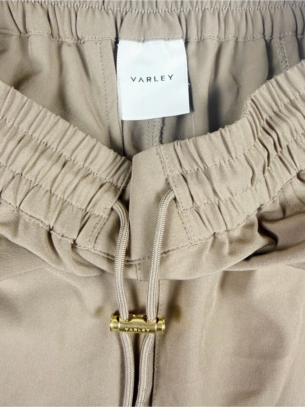 Varley Taupe Brown Drawstring Athletic Lounge Shorts Size Medium - Picture 3 of 8